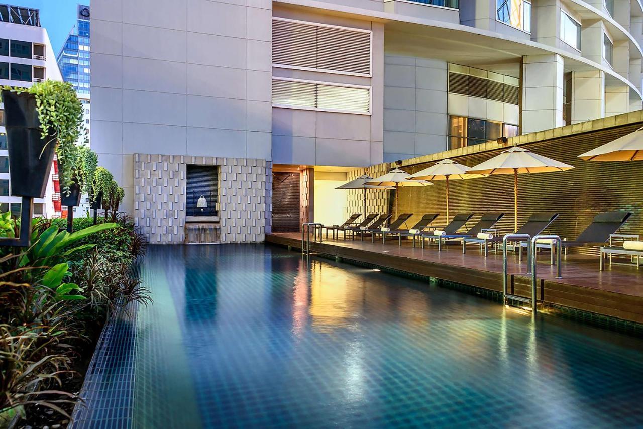 Hilton Bangkok Grande Asoke Hotel Exterior foto